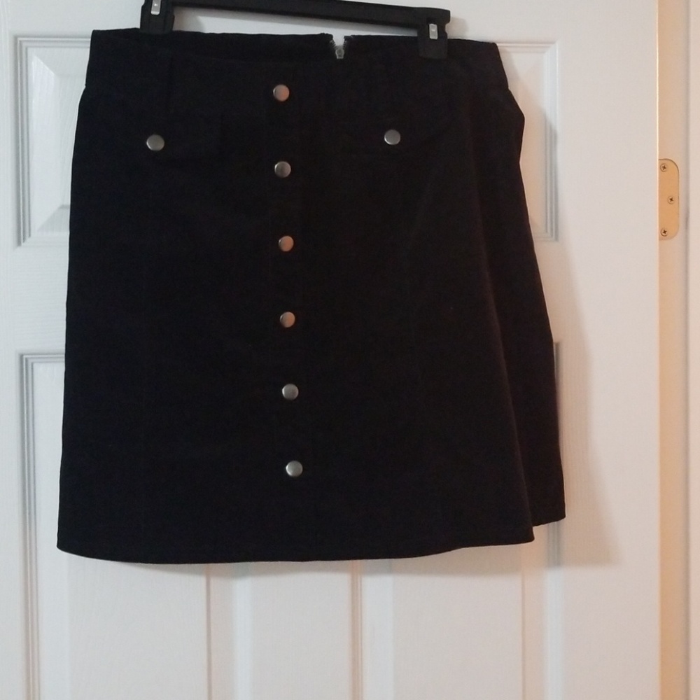 Black skirt